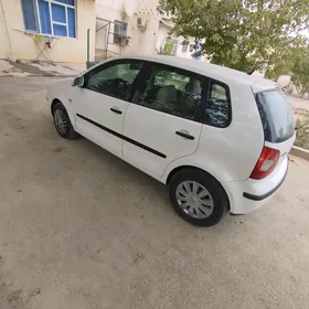 Volkswagen Polo 2003