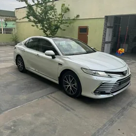 Toyota Camry 2022