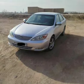 Toyota Camry 2004