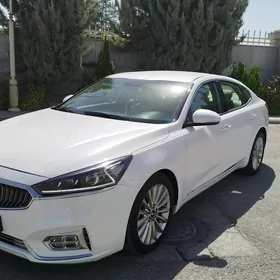 Kia Cadenza 2017