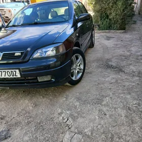 Opel Astra 2000