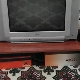telewizor
