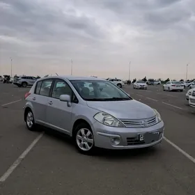 Nissan Versa 2010