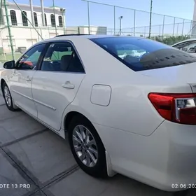 Toyota Camry 2012