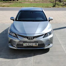 Toyota Camry 2020