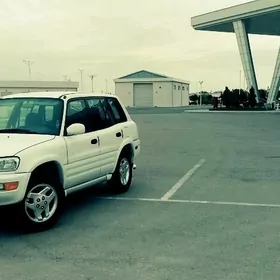Toyota RAV4 1998