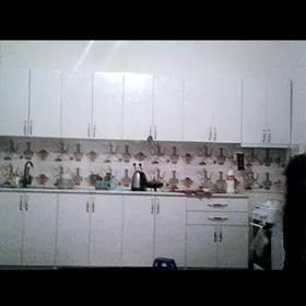 kuhnya garnetur mebel