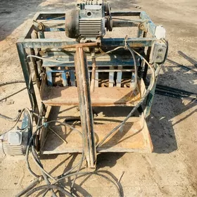 beton kerpich aparat