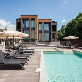 Yalkym luxe Kotejj