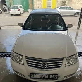 Nissan Sunny 2011