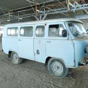 UAZ 2206 1999
