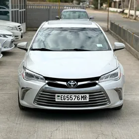 Toyota Camry 2016