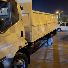 Mitsubishi Fuso 2003