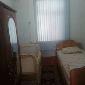 Кровать