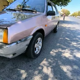 Lada 21099 2000