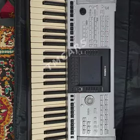 Yamaha 3000