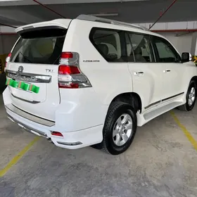 Toyota Land Cruiser Prado 2015