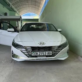 Hyundai Elantra 2021