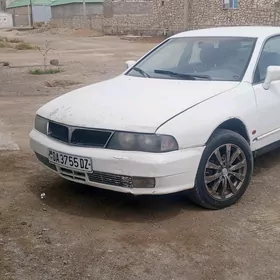 Mitsubishi Diamante 1995