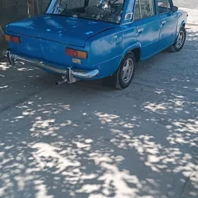 Lada 2104 1980