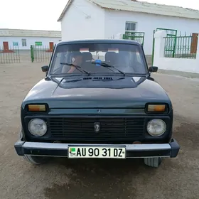 Lada Niva 2003