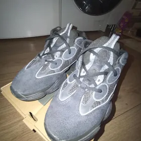 кроссовки Adidas YEEZY 500