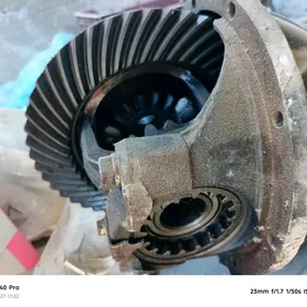 задниий редуктер 48/11