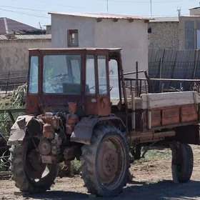 MTZ T-28 1982