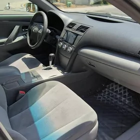 Toyota Camry 2010