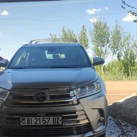 Toyota Highlander 2017