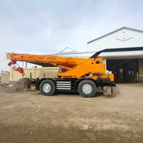 Komatsu HB205LC-3 2000