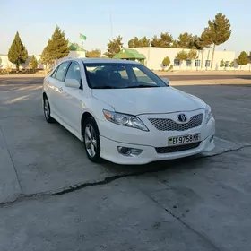 Toyota Camry 2010