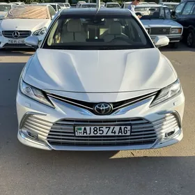 Toyota Camry 2022
