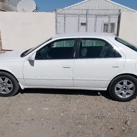 Toyota Camry 2000