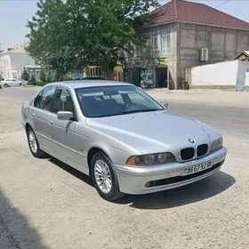 BMW E39 2002
