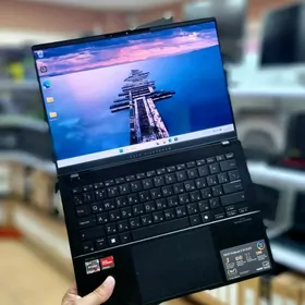 Asus VivobookS14/OLED/16GB/512