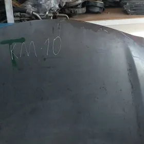 km10