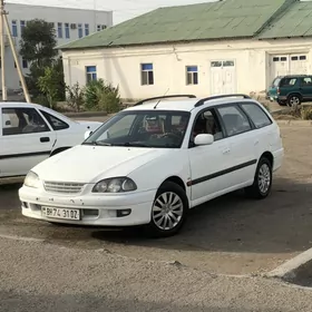 Toyota Avensis 1998