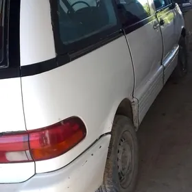 Toyota Previa 1991