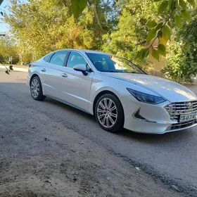 Hyundai Sonata 2021
