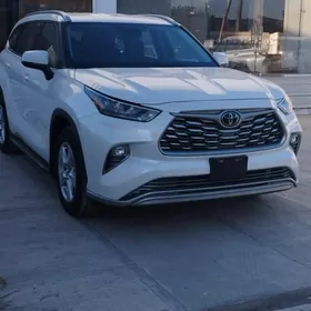 Toyota Highlander 2020