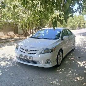 Toyota Corolla 2011