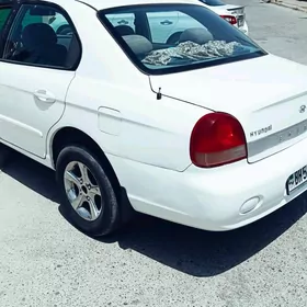 Hyundai Sonata 1999