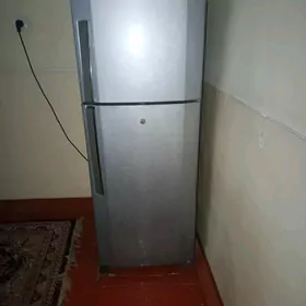 LG