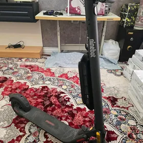 skuter elektronny