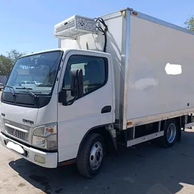 Mitsubishi Canter 2009
