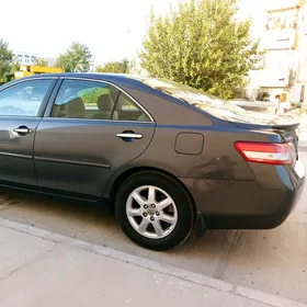 Toyota Camry 2010