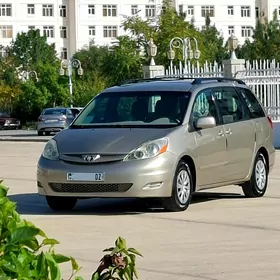 Toyota Sienna 2008