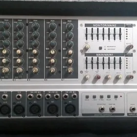 PHONIC 740 kones usilitel
