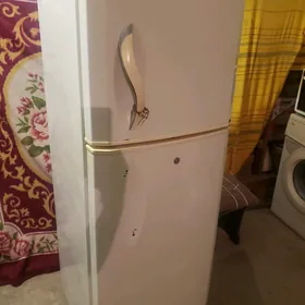 LG